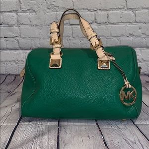 •beautiful Michael kors green tote •